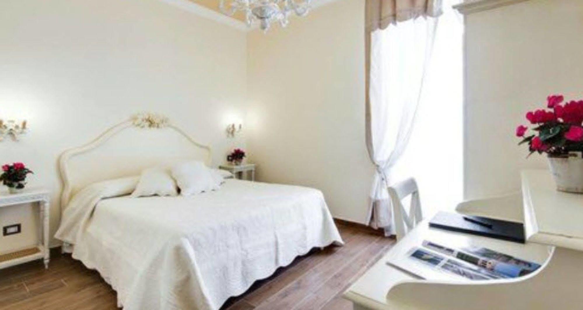 Lunaria Suites Rome Vaticano Eksteriør billede